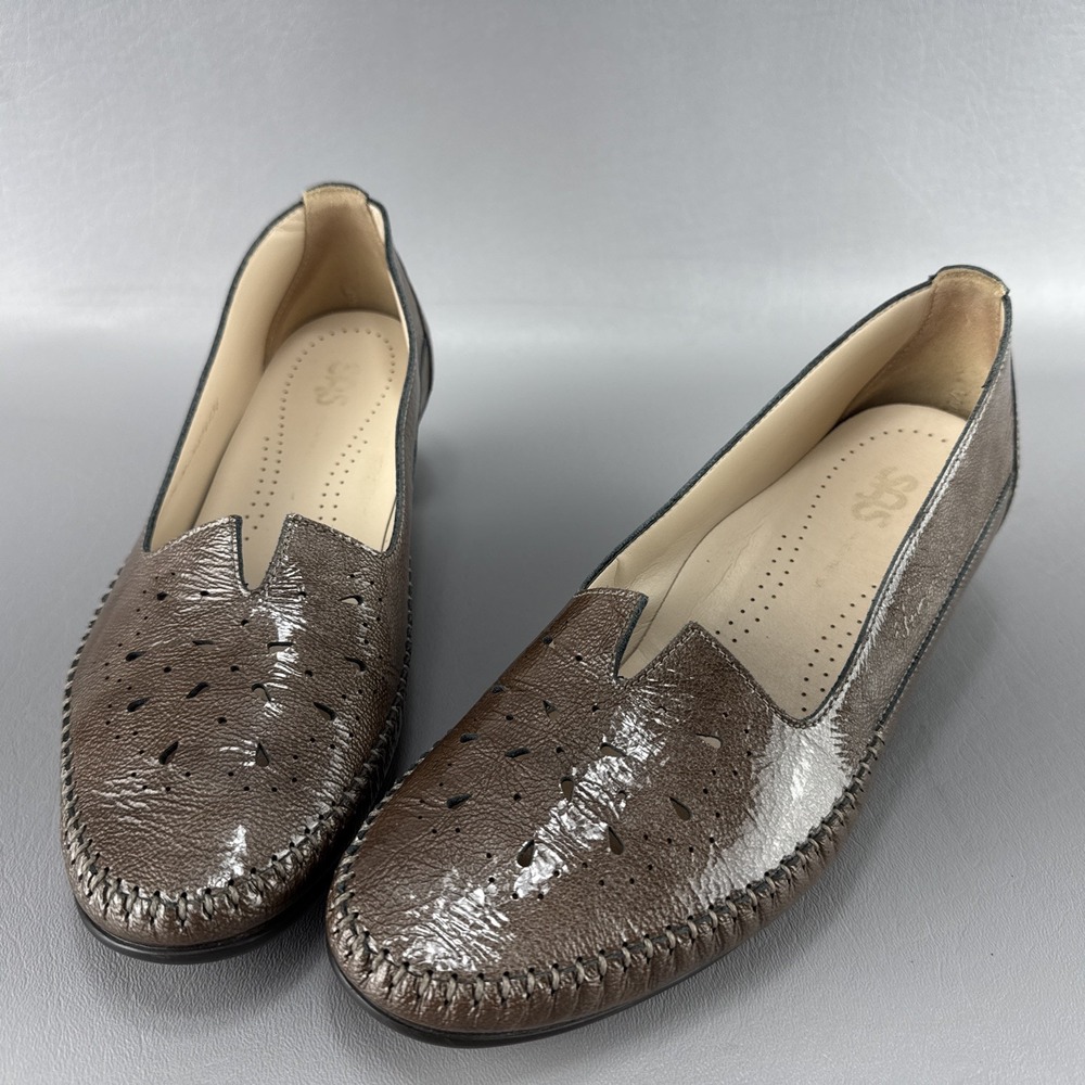 SAS Sonyo Shoes Womens Sz 9.5M Bronze Heels Patent Leather Pumps Slip On Comfort
